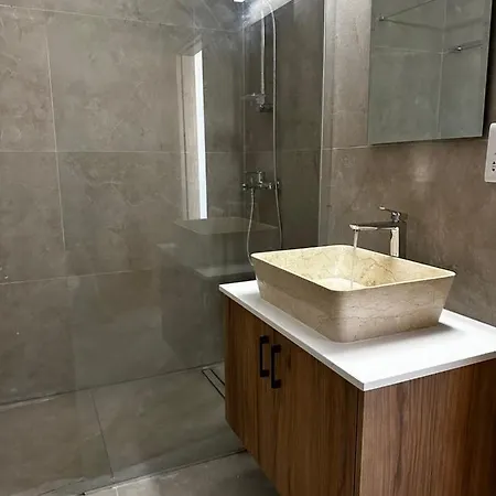 Stone Court Boutique Lejlighedshotel